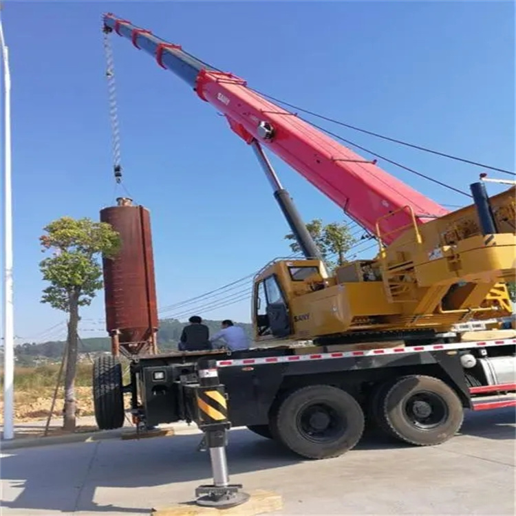 万秀80吨吊车出租多少钱